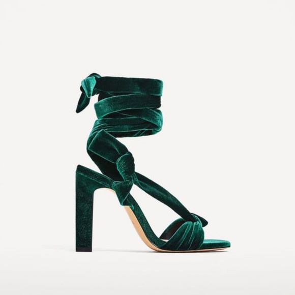 Zara Shoes - Zara emerald green velvet tie up bow heels